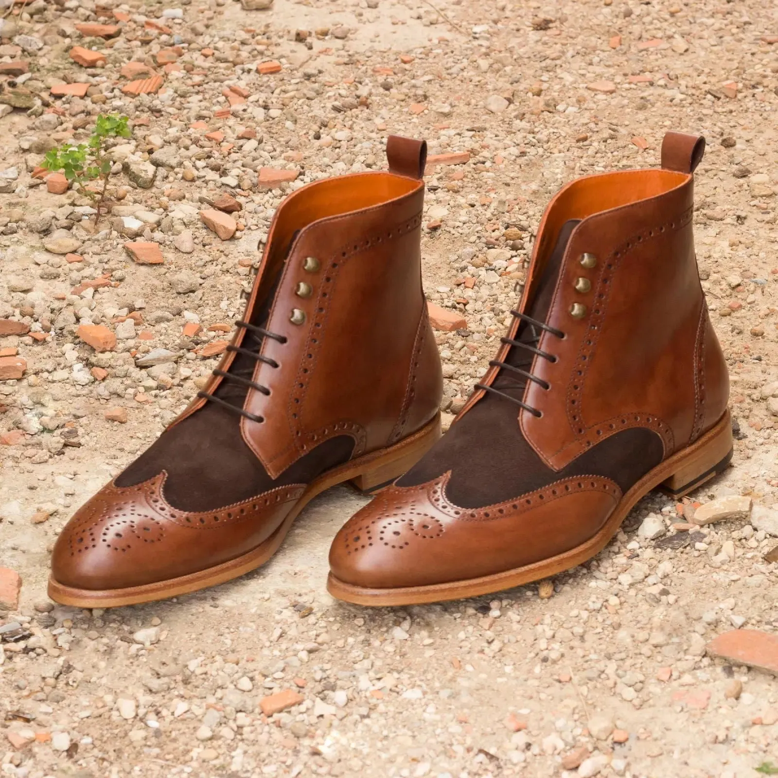 DapperFam Valiant in Med Brown / Brown Men's Italian Leather & Italian Suede Military Brogue