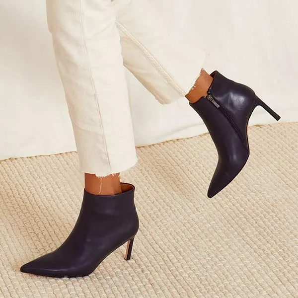 Noura Navy | Stiletto ankle boot