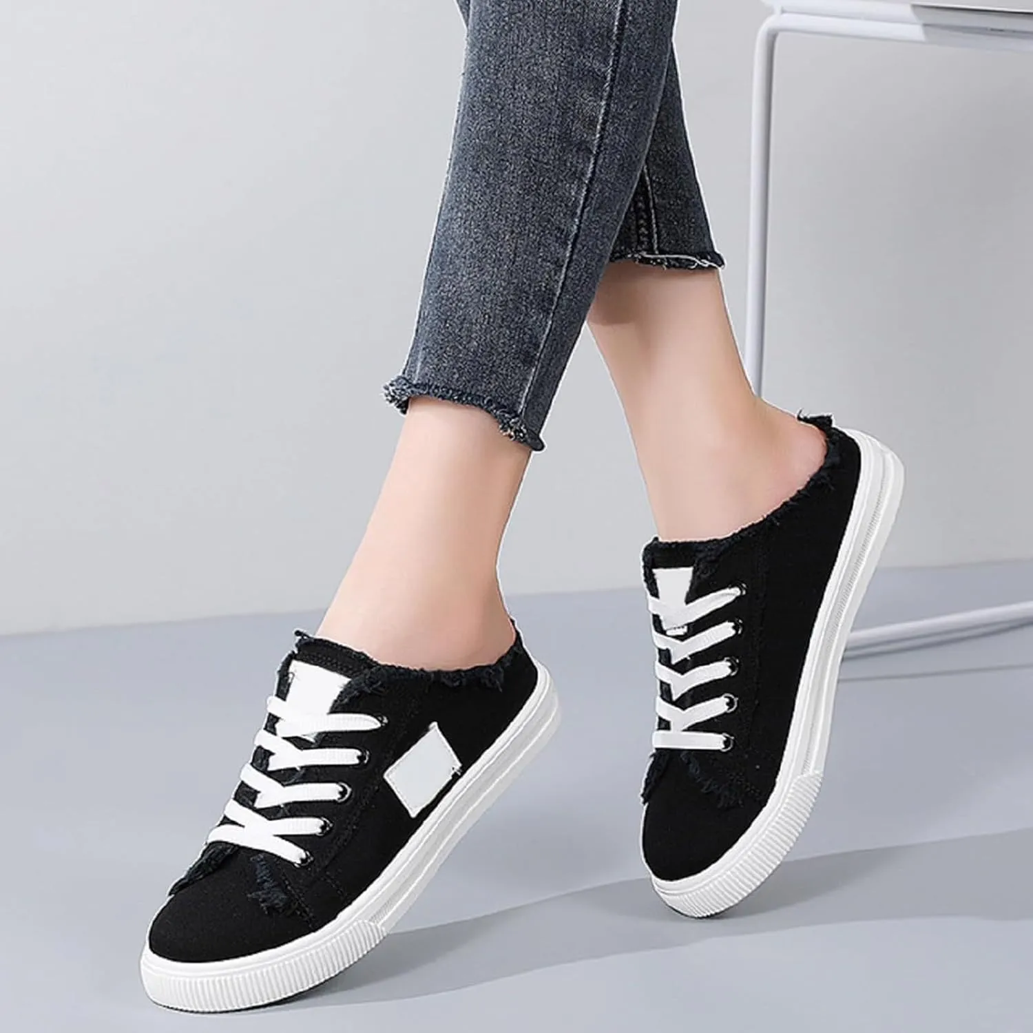 Women's White Canvas Shoes Casual Tennis Shoes Casual Sports Preppy Flat Sneakers Classic Comfortable Clipper Sneakers Low Top Walking Shoe