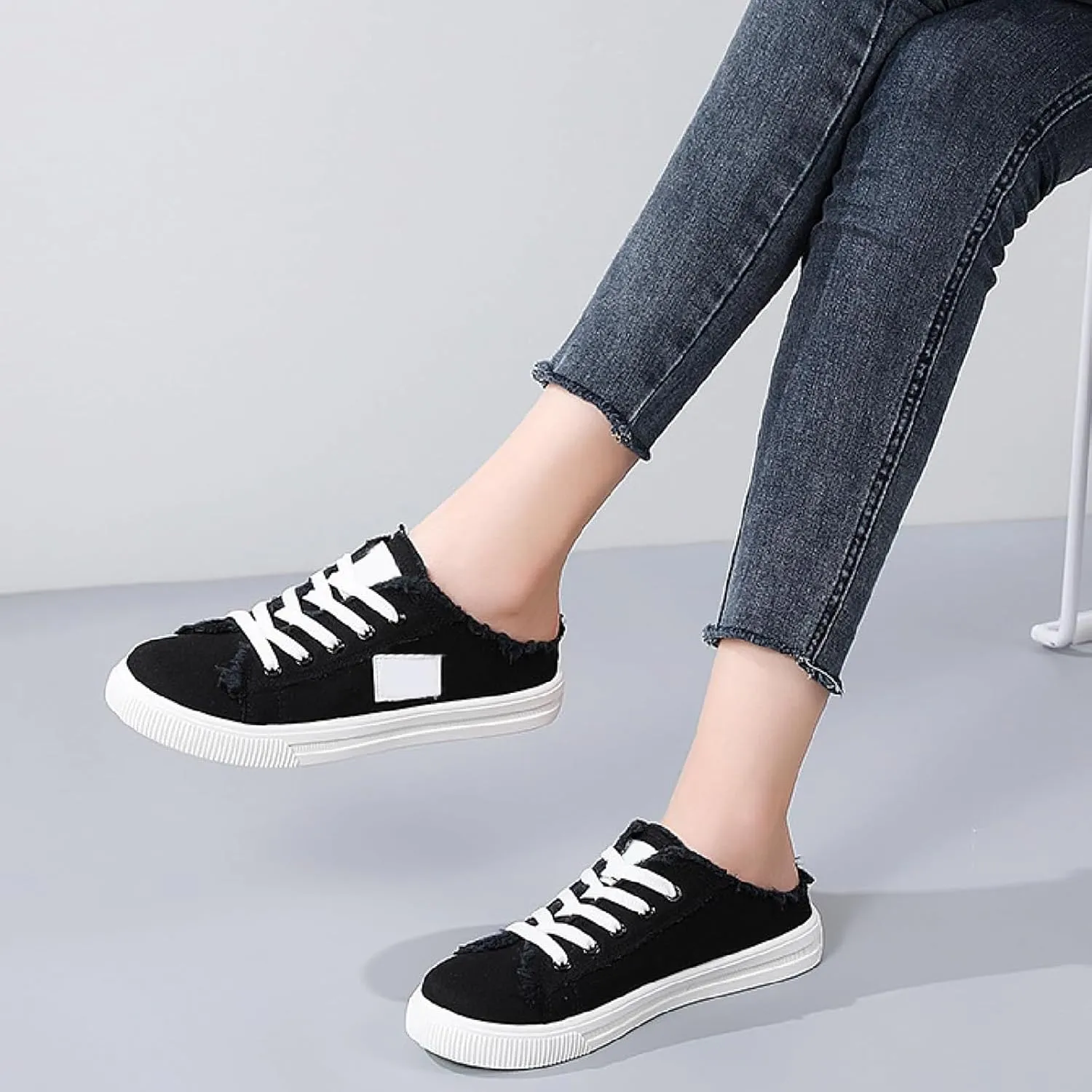 Women's White Canvas Shoes Casual Tennis Shoes Casual Sports Preppy Flat Sneakers Classic Comfortable Clipper Sneakers Low Top Walking Shoe